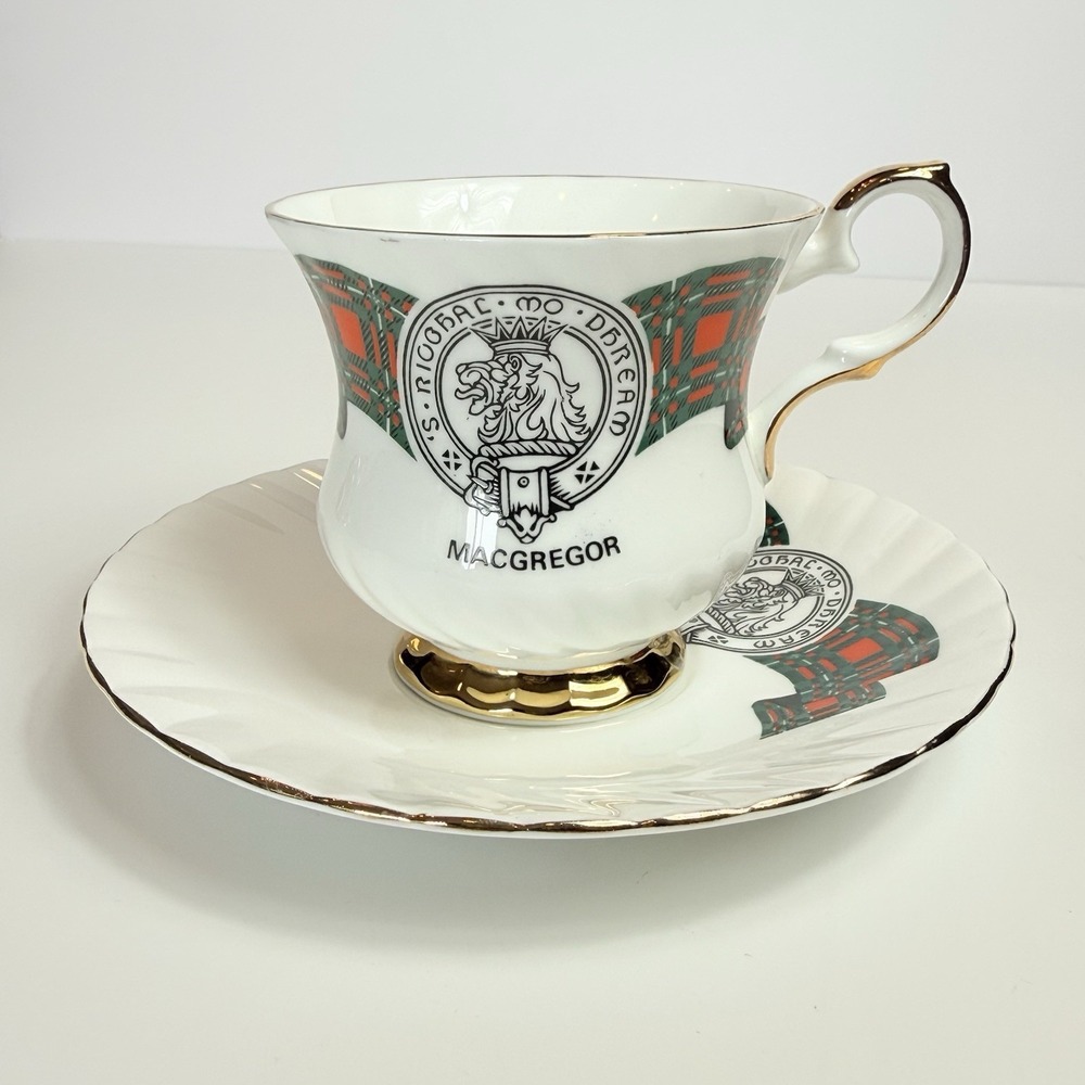 Elizabethan Bone China MacGregor Clan Teacup/Saucer Scottish Tartan England Vtg
